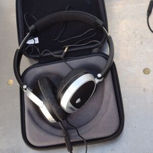 Bose Black and Silver Wired On-Ear Headphones with Case